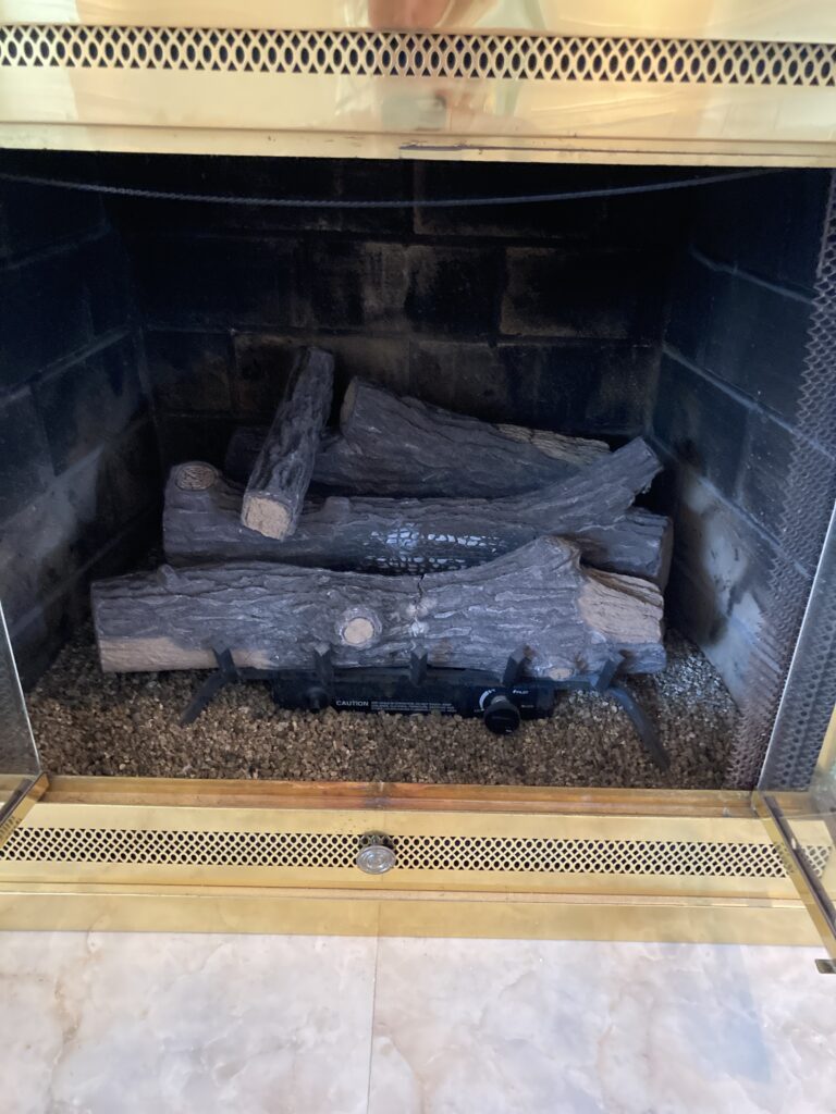 gas logs exmaple
