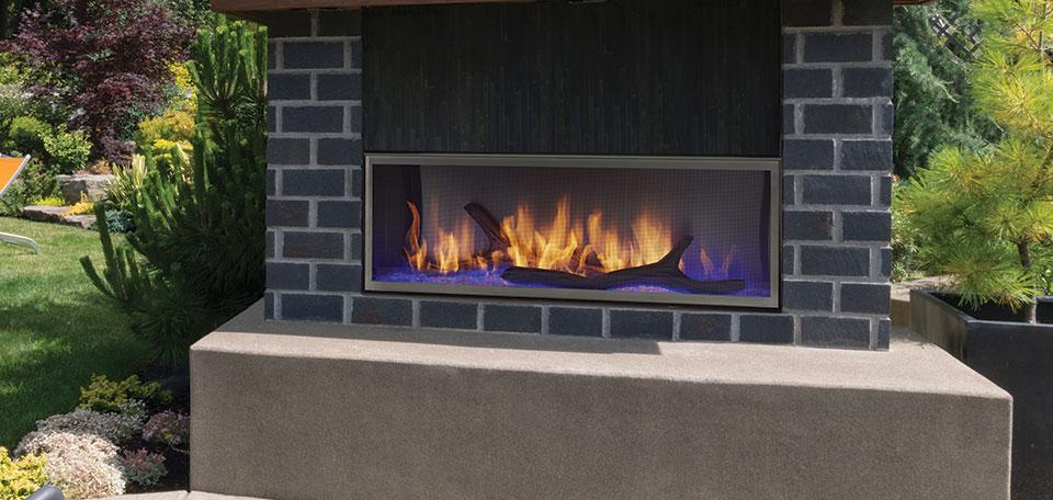 Hearth & Home Technologies Lanai 48 See-Through Fireplace gas outdoor fireplace